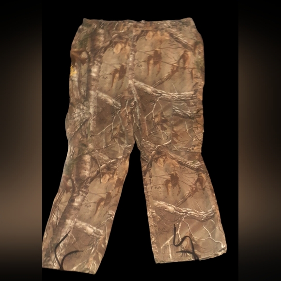 Realtree Other - Mens size 40-42 XL Real Tree Camo pants